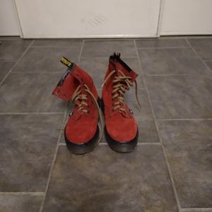 Dr Martens Dark Red/ Suede u.k 4